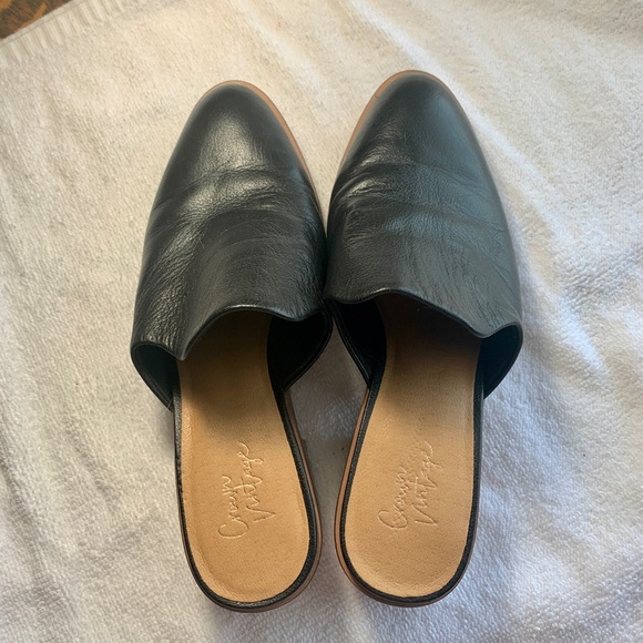 Crown Vintage leather mules - Picture 3 of 4